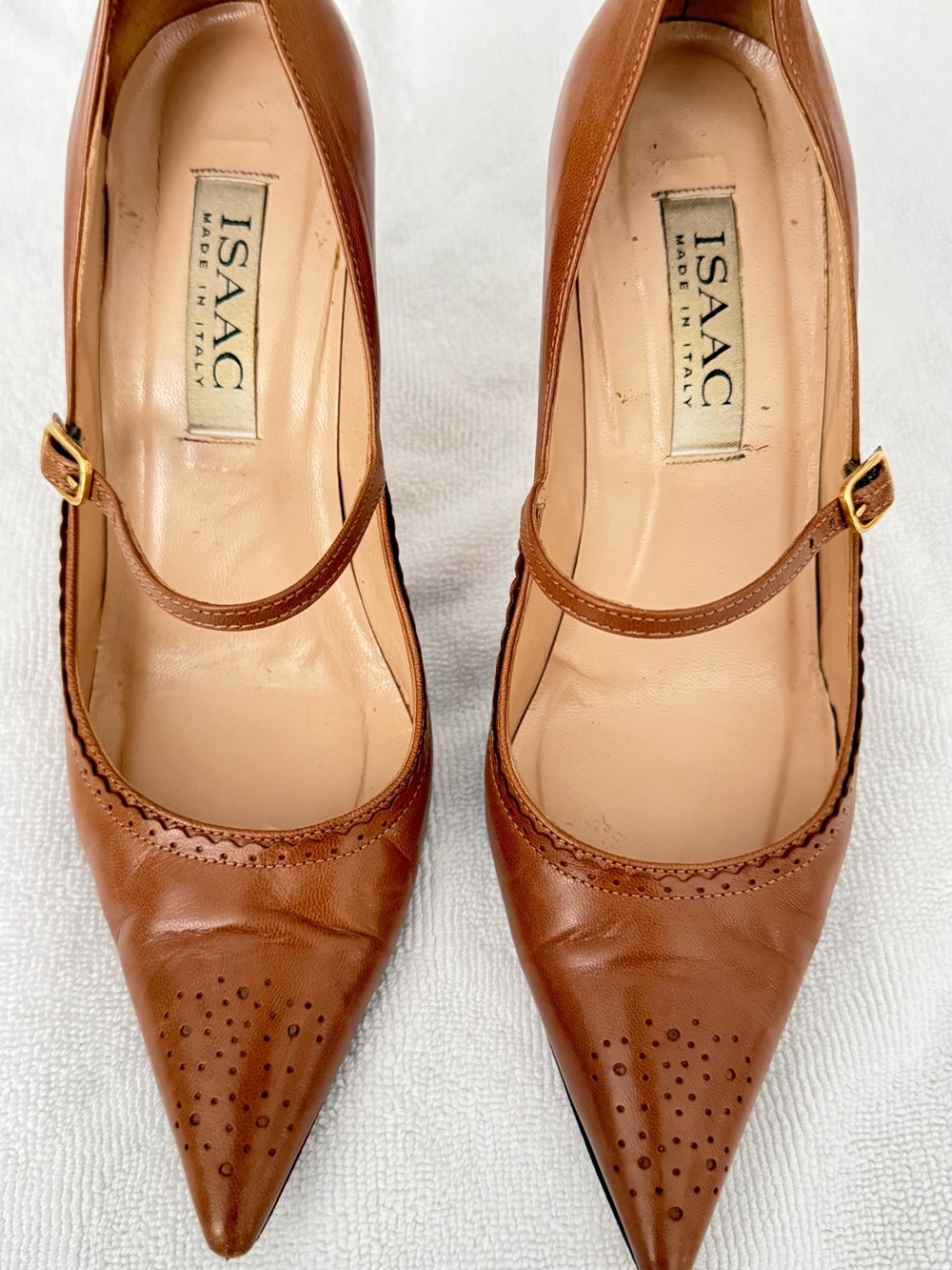 Isaac Mizrahi Tan Leather Pointed Mary Jane Pumps